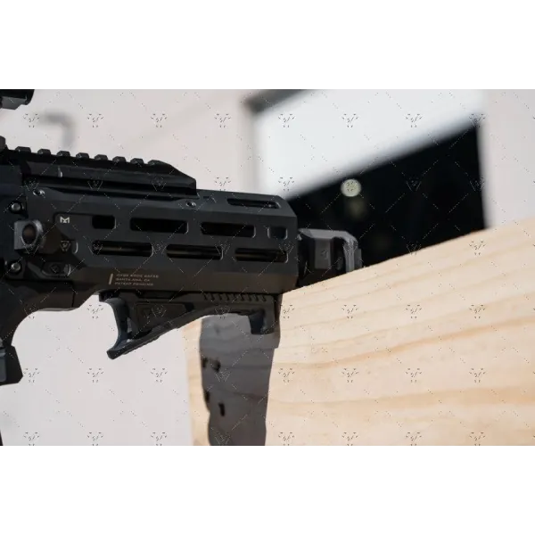 Poignée avant angulaire STRIKE INDUSTRIES Cobra Link fixation M-LOK FDE