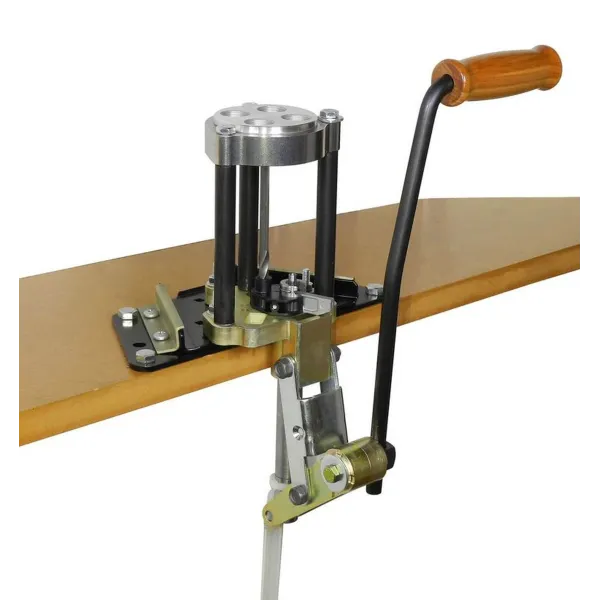 Presse de rechargement Lee à tourelle 4 trous avec index automatique. Presse de rechargement lee 90932