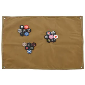 Présentoir à patch Tan  avec 20 patchs aléatoires sentinelle gear Présentoir à patch Tan avec 20 patchs aléatoires senti